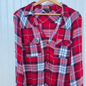 Brooke Leigh Women's XL Red White Blue Plaid Flannel Shirt Roll Tab Long Sleeves